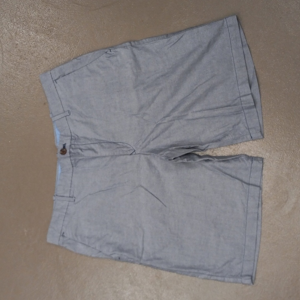 IZOD  SHORTS